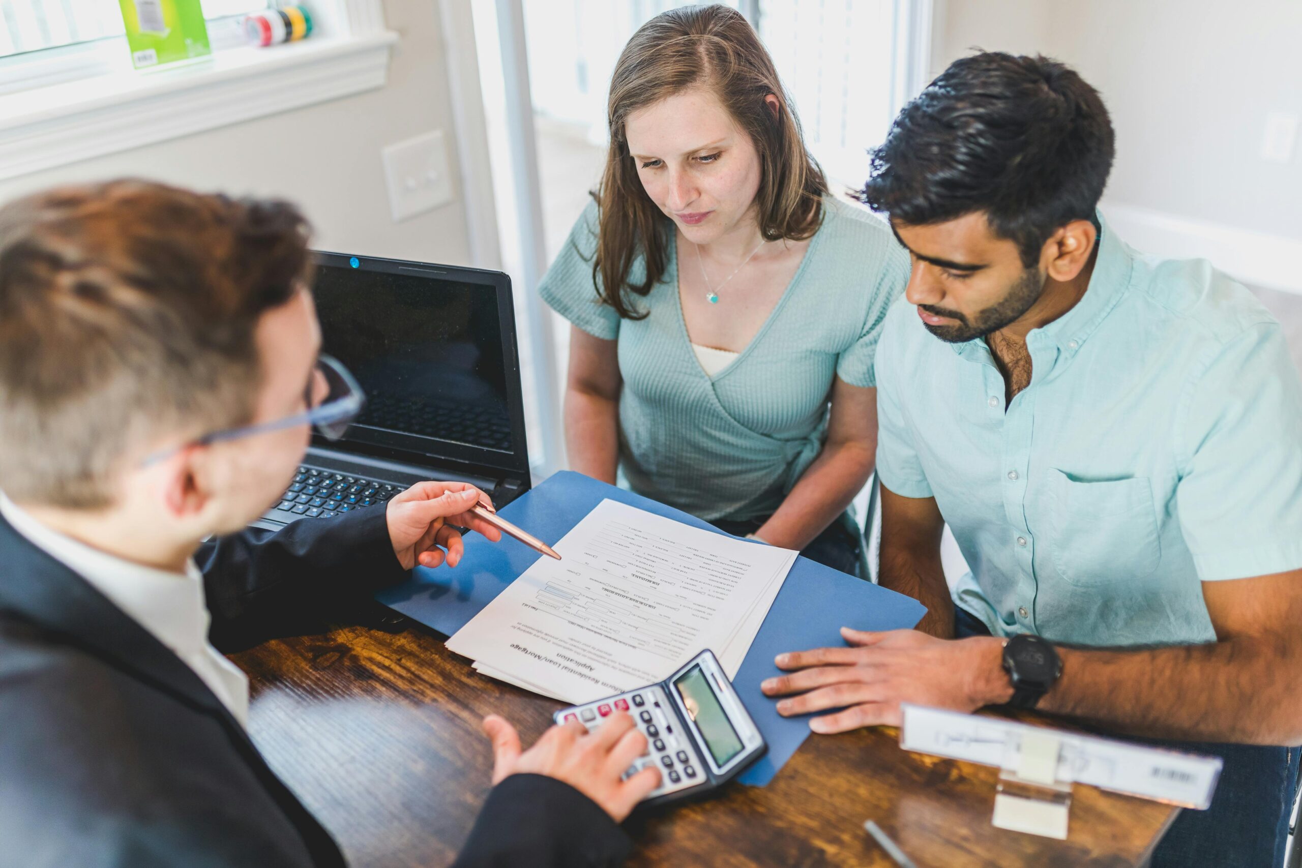Real Estate Agent Vs Property Manager