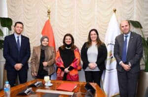 Emigration Minister meets Egypt Post delegation to discuss new app for Egyptians abroad