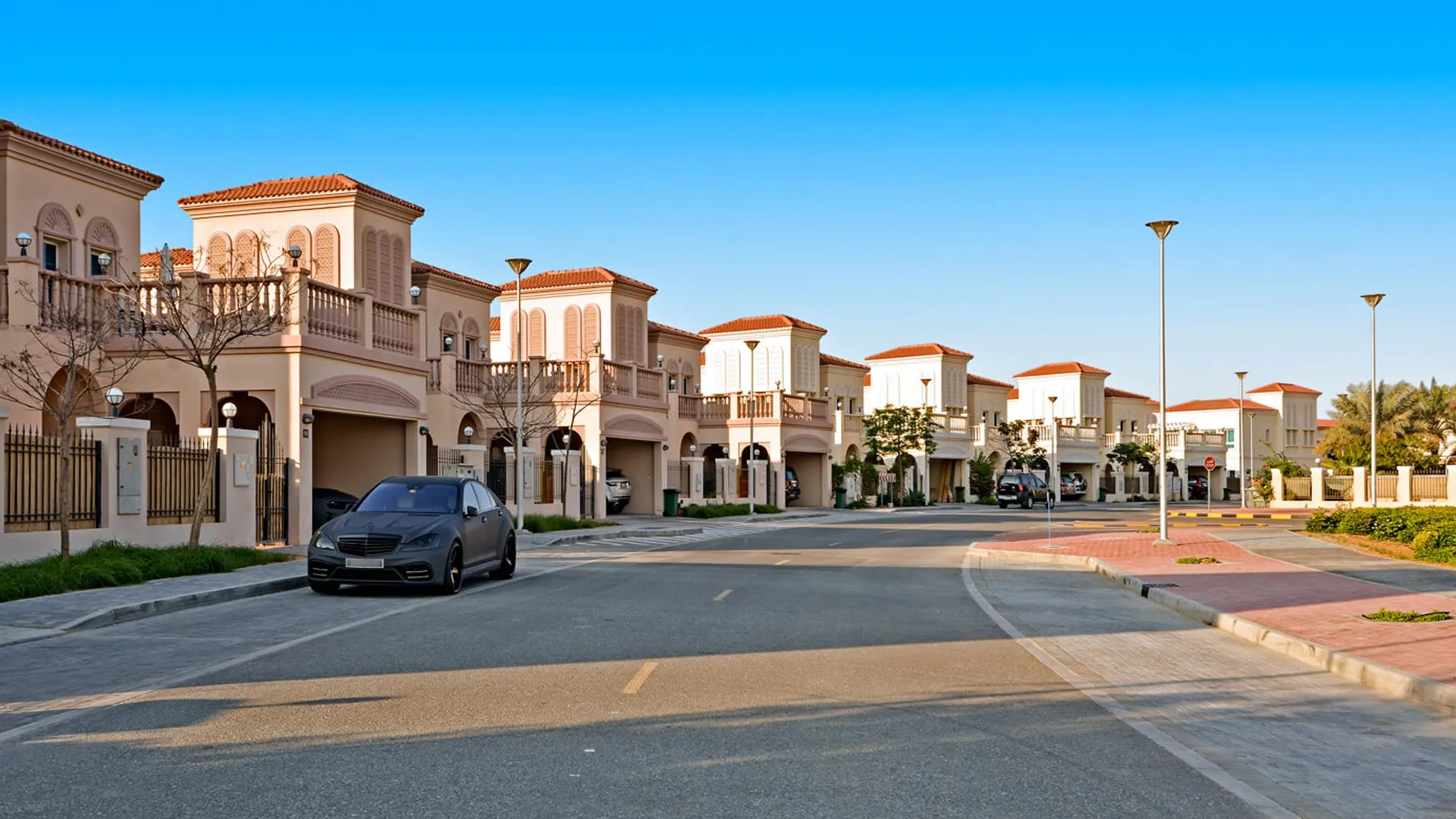 Suburb (8V) Jumeirah Village Triangle