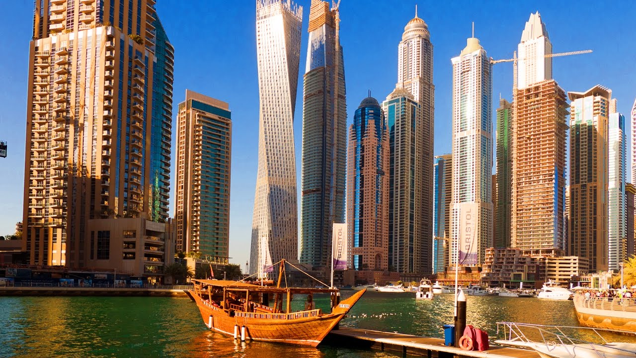 برج اريانا دبي مارينا: مبنى سكني متنوع الوحدات مفعم بالفخامة