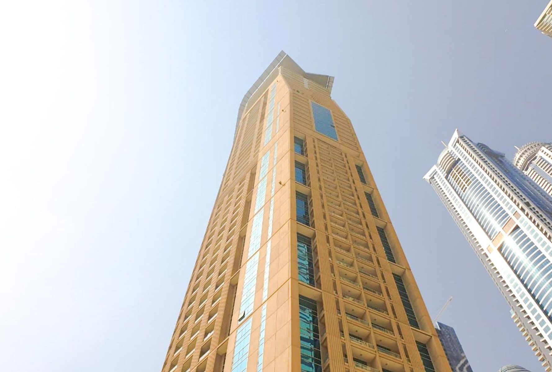 برج مارينا هايتس