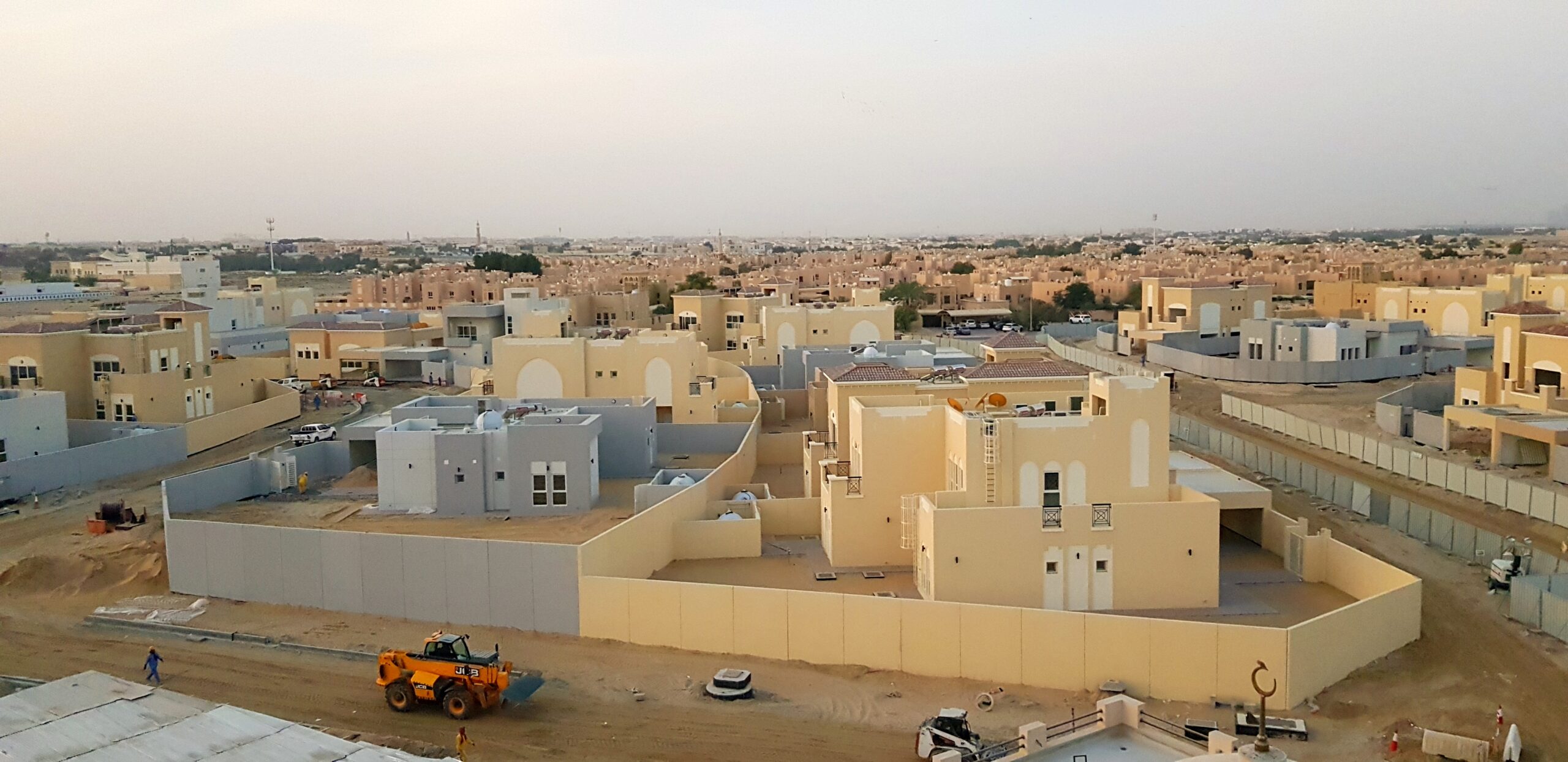 عود المطينة: مجمعات سكنية قريبة من إمارة الشارقة