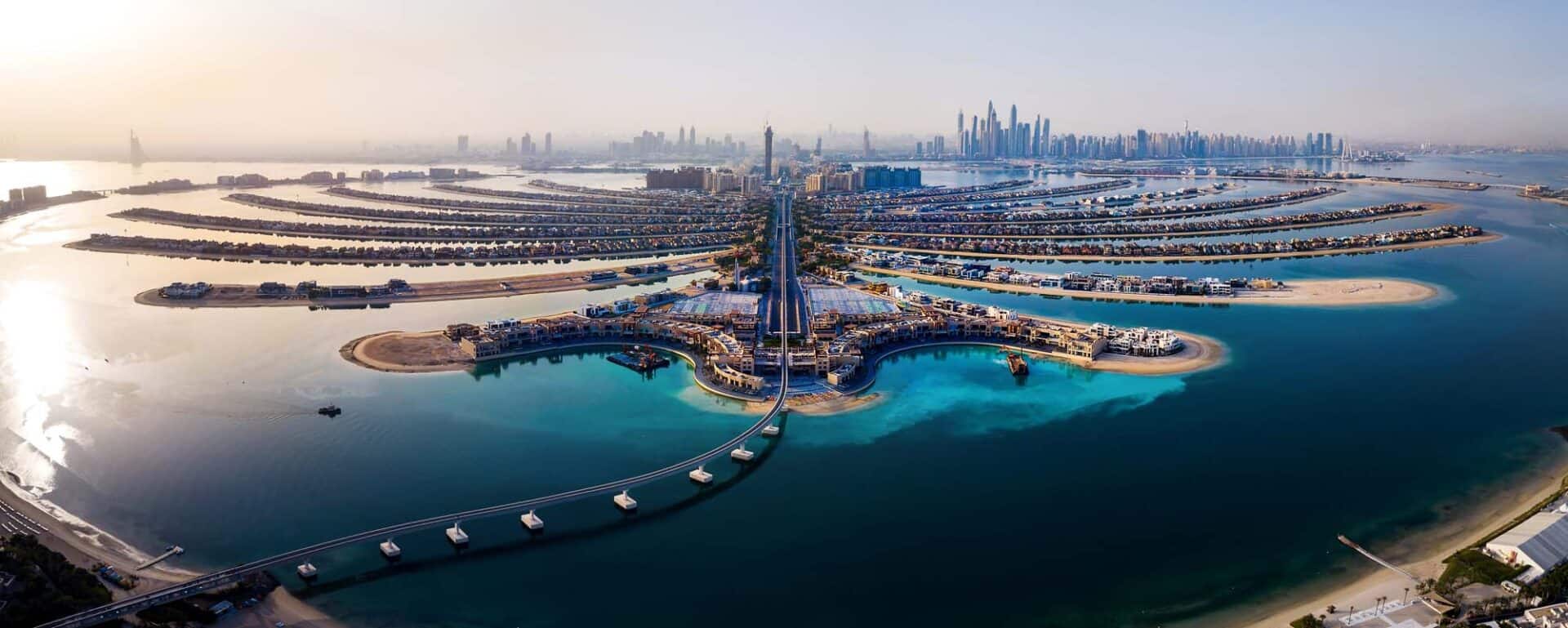 Pros and Cons of Living at Palm Jumeirah in Dubai