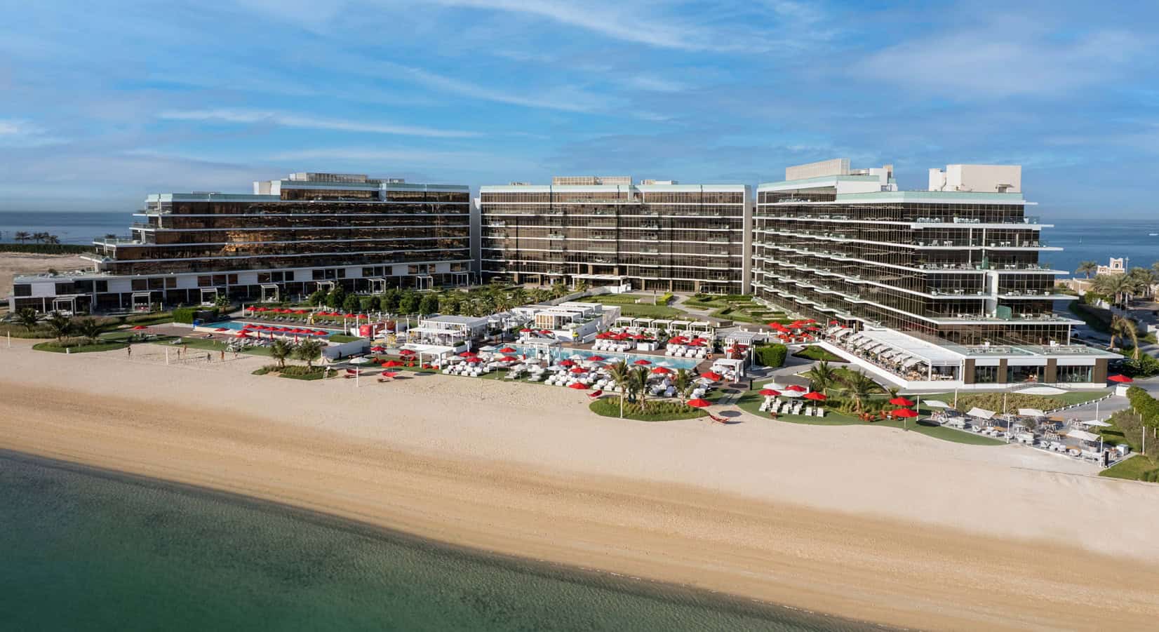 Th8 Palm Dubai Beach Resort, Vignette Collection