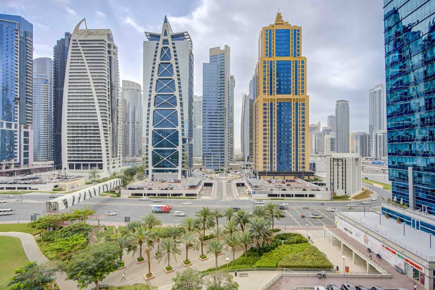 برج ارمادا 2، أبراج بحيرات جميرا