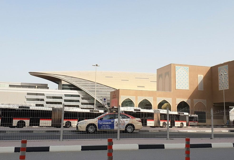 البرج الذهبي، أبراج بحيرات جميرا