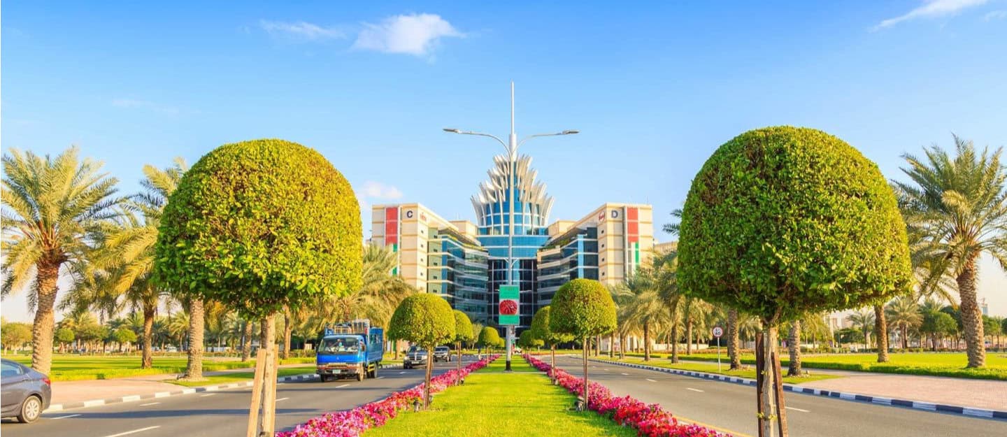 Pros and Cons of Living in Dubai Silicon Oasis