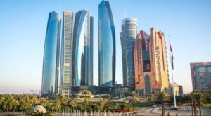 الإمارات تستهدف 450 مليون درهم استثمارات أجنبية بقطاع السياحة خلال 7 سنوات