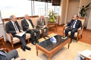 Trade Minister engages with General Motors Egypt on future endeavours, growth strategies