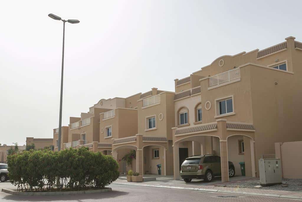 Desert Style Al Reef Villas