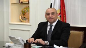 وزير الإسكان: استمرار أعمال رفع الكفاءة وتطوير الطرق بأربع مدن جديدة