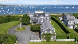 Buying in ‘Billionaires Isle’ Nantucket Is Now a Bargain: Homes Are ‘Falling Into the Ocean’