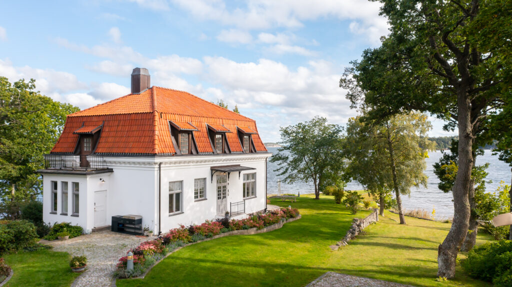 Can Foreigners Buy Property in Sweden