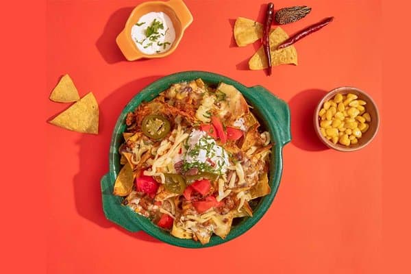 9. Tabla Luna: Vibrant Latin Flavors
