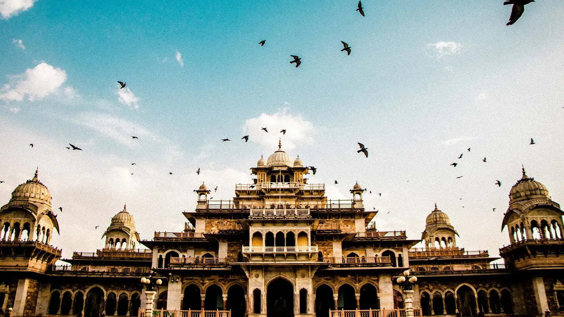 Can Foreigners Buy Property in India
