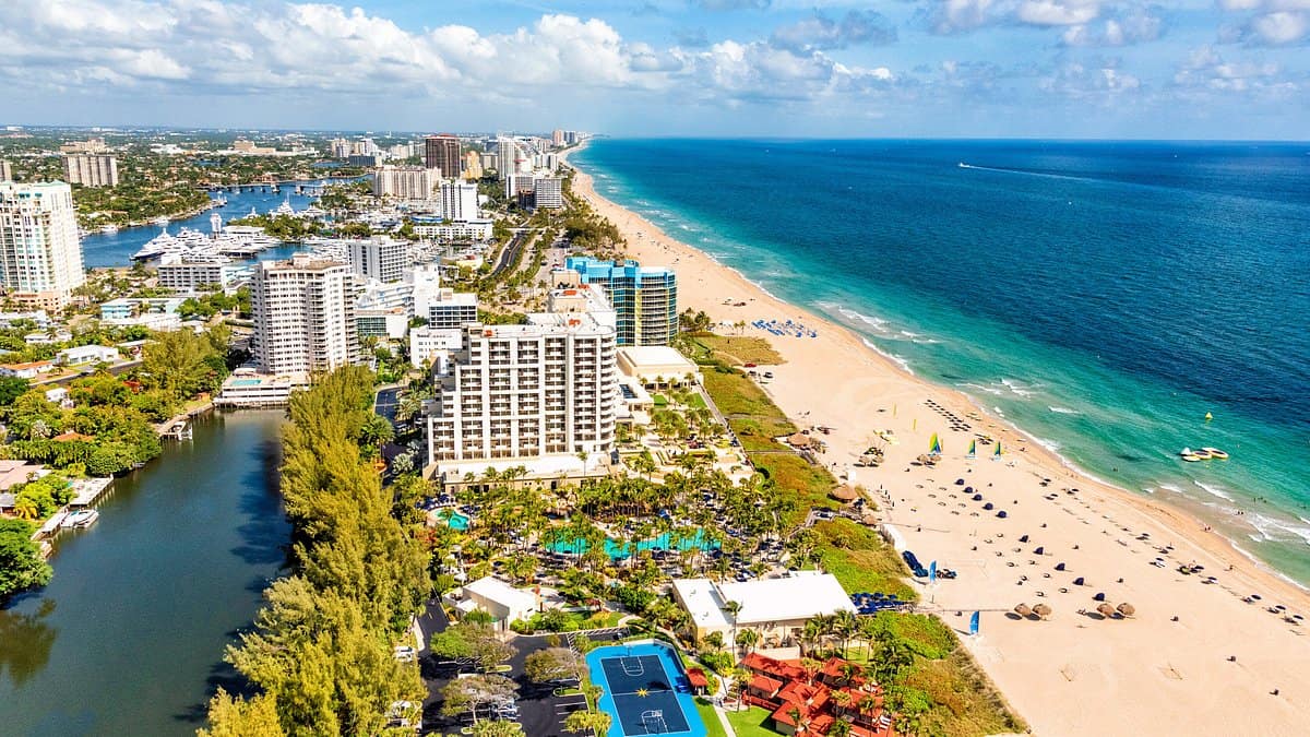 How to Become a Real Estate Agent in Florida