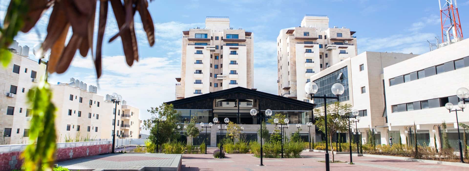 How to Become a Successful Real Estate Agent in Palestine