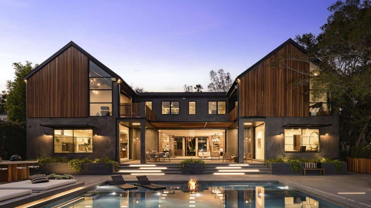 how-to-build-your-real-estate-dream-team-on-day-one-a-comprehensive-guide-for-success
