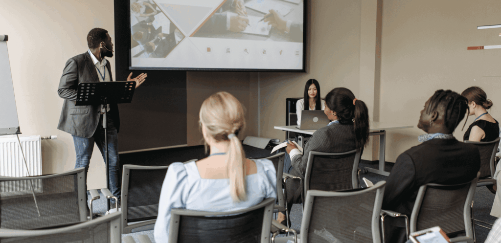 Developing Onboarding Programs for New Agents