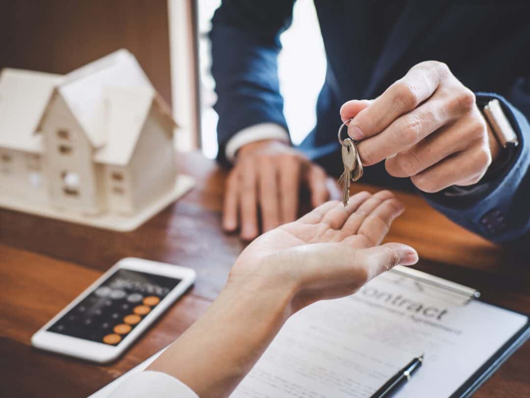 Offering Insurance Services Tailored for Real Estate Investors 1