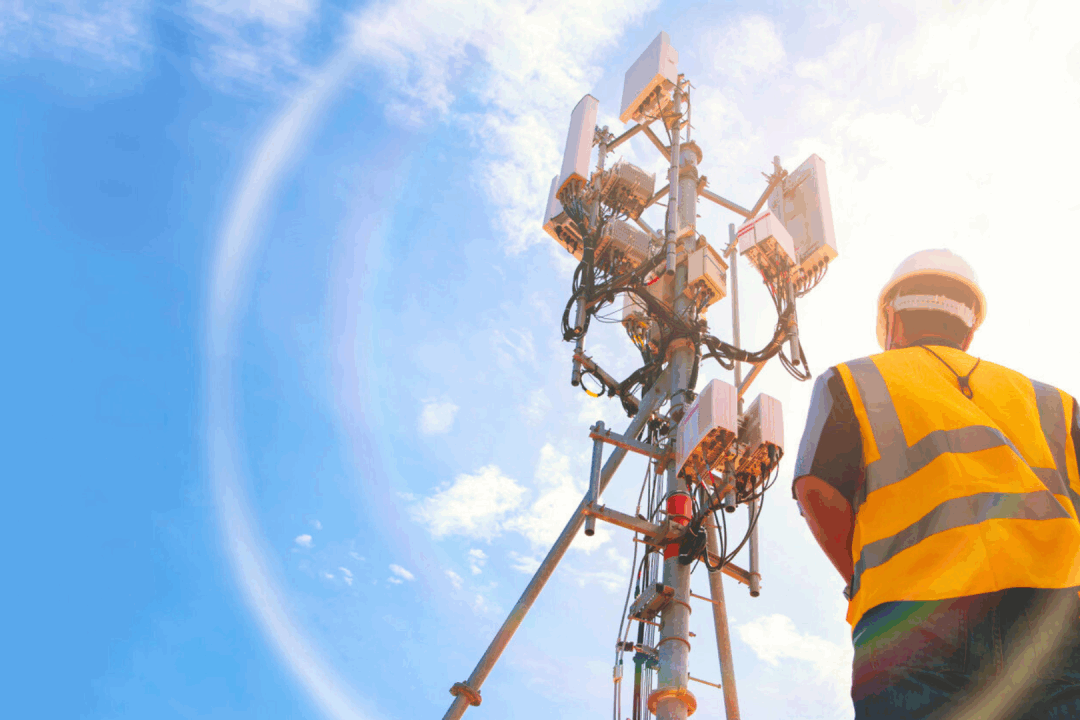Wireless Spectrum Leasing REIT Models