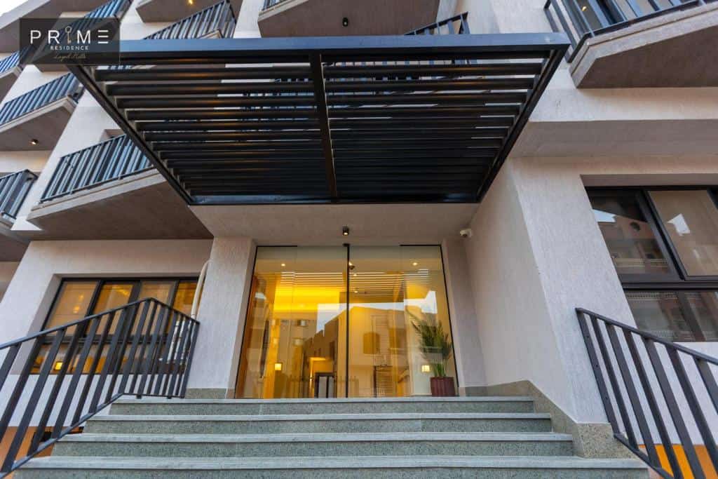 Ready-to-Move Apartments in Sheikh Zayed’s Prime Areas