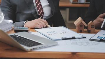 كيف تؤثر أنظمة الرسائل الداخلية في MLS على سرعة المبيعات