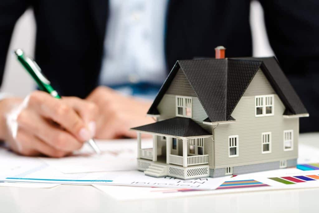 How MLS Resolves Conflicts in Multi-Broker Listings